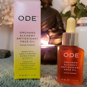 Ode facial oil